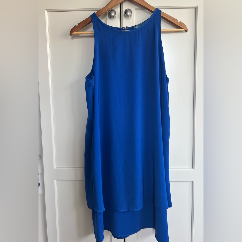 Royal blue sleeveless dress. Perfect for spring!